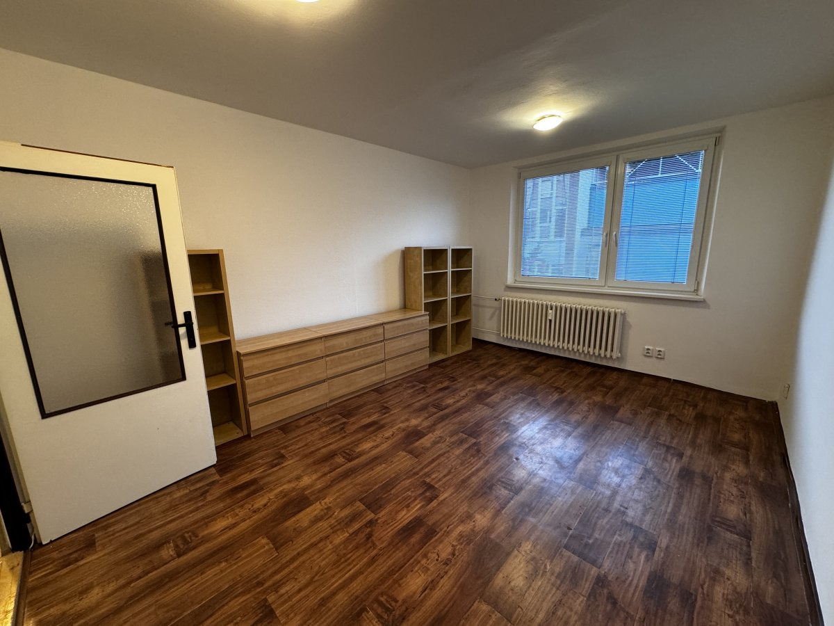 Pronájem bytu 2+1, Dlouhá, Zlín, 13000 Kč/měs, 56 m2