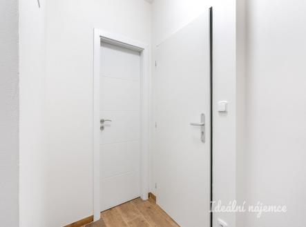 Pronájem bytu, 2+kk, 37 m²