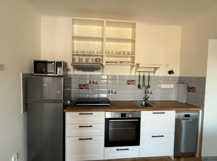 Pronájem bytu, 1+kk, 34 m² obrázek