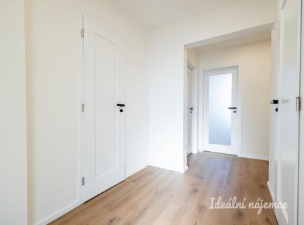 Pronájem bytu, 3+kk, 66 m²