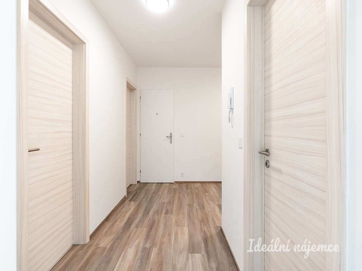 Pronájem bytu 3+kk, Mazurská, Troja,  Kč/měs, 94 m2