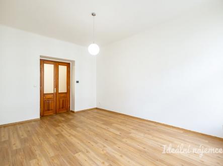 Pronájem bytu, 3+1, 90 m²