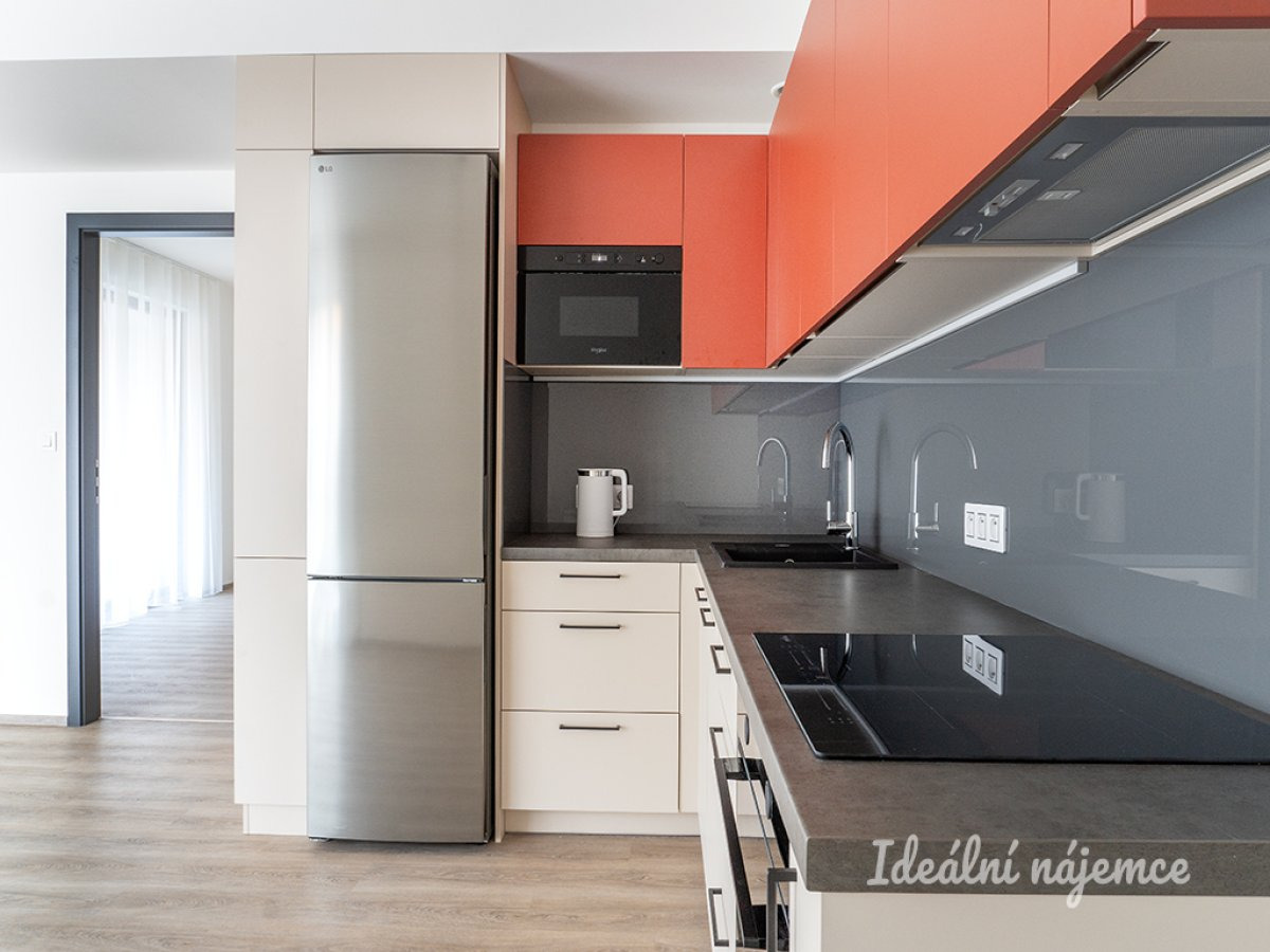 Pronájem bytu 2+kk, Kotlaska, Libeň, 29900 Kč/měs, 56 m2