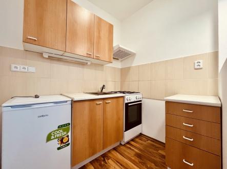 Pronájem bytu, 2+kk, 37 m²