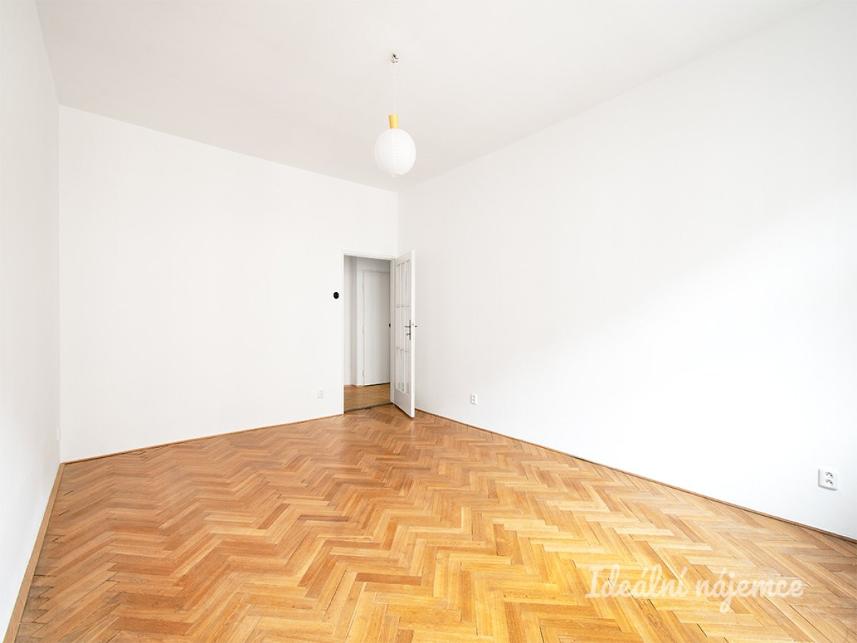 Pronájem bytu 2+kk, Zelená, Bubeneč, 20900 Kč/měs, 44 m2