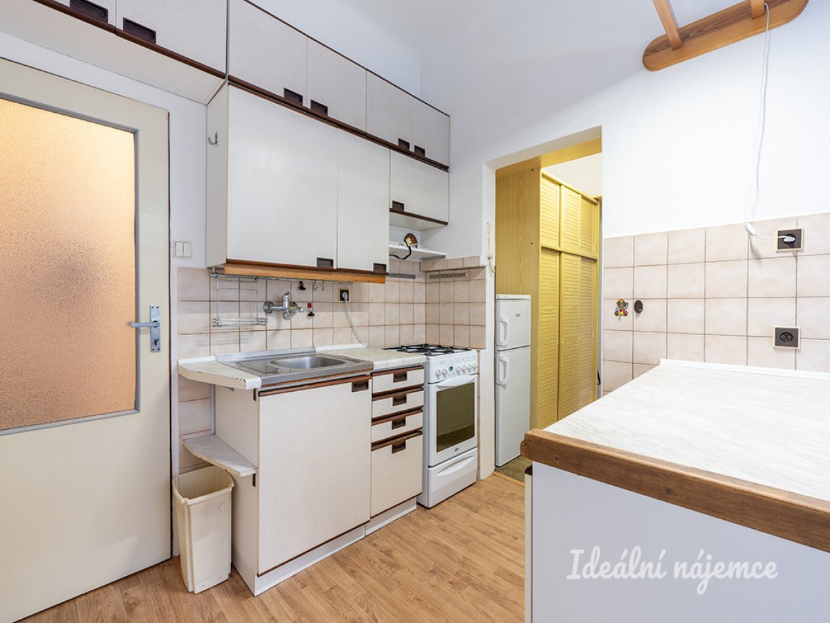Pronájem bytu 3+1, Bulharská, Vršovice, 25000 Kč/měs, 70 m2