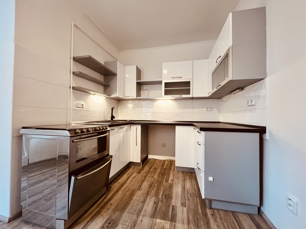 Pronájem bytu 1+1, Garážní, Moravská Ostrava, 7700 Kč/měs, 46 m2