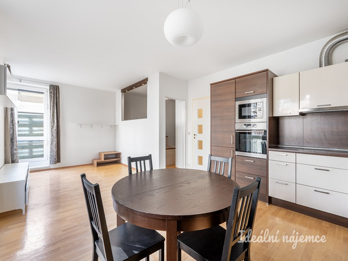 Pronájem bytu 1+kk, Komořanská, Modřany, 21000 Kč/měs, 49 m2