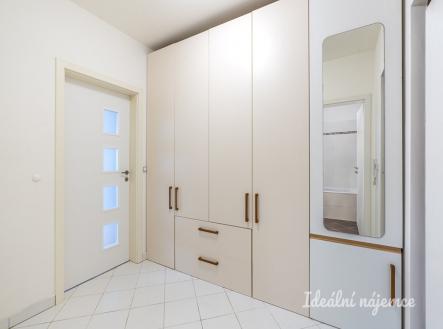 Pronájem bytu, 1+kk, 49 m²