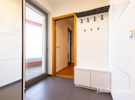 Pronájem bytu, 2+kk, 49 m²