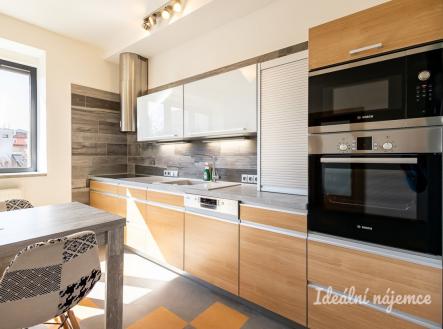 Pronájem bytu, 3+kk, 55 m²