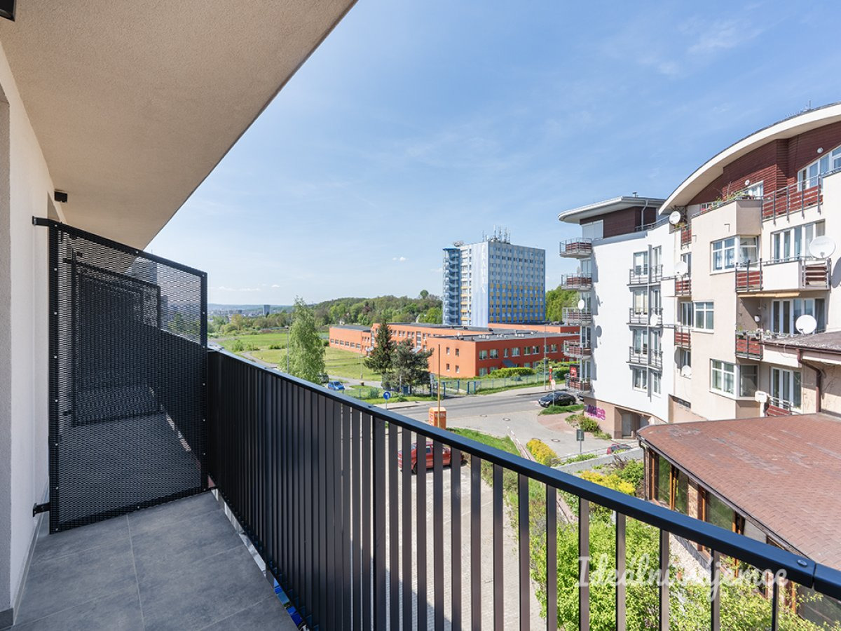 Pronájem bytu 2+kk, Za černým mostem, Kyje, 20 500 Kč/měs, 42 m2
