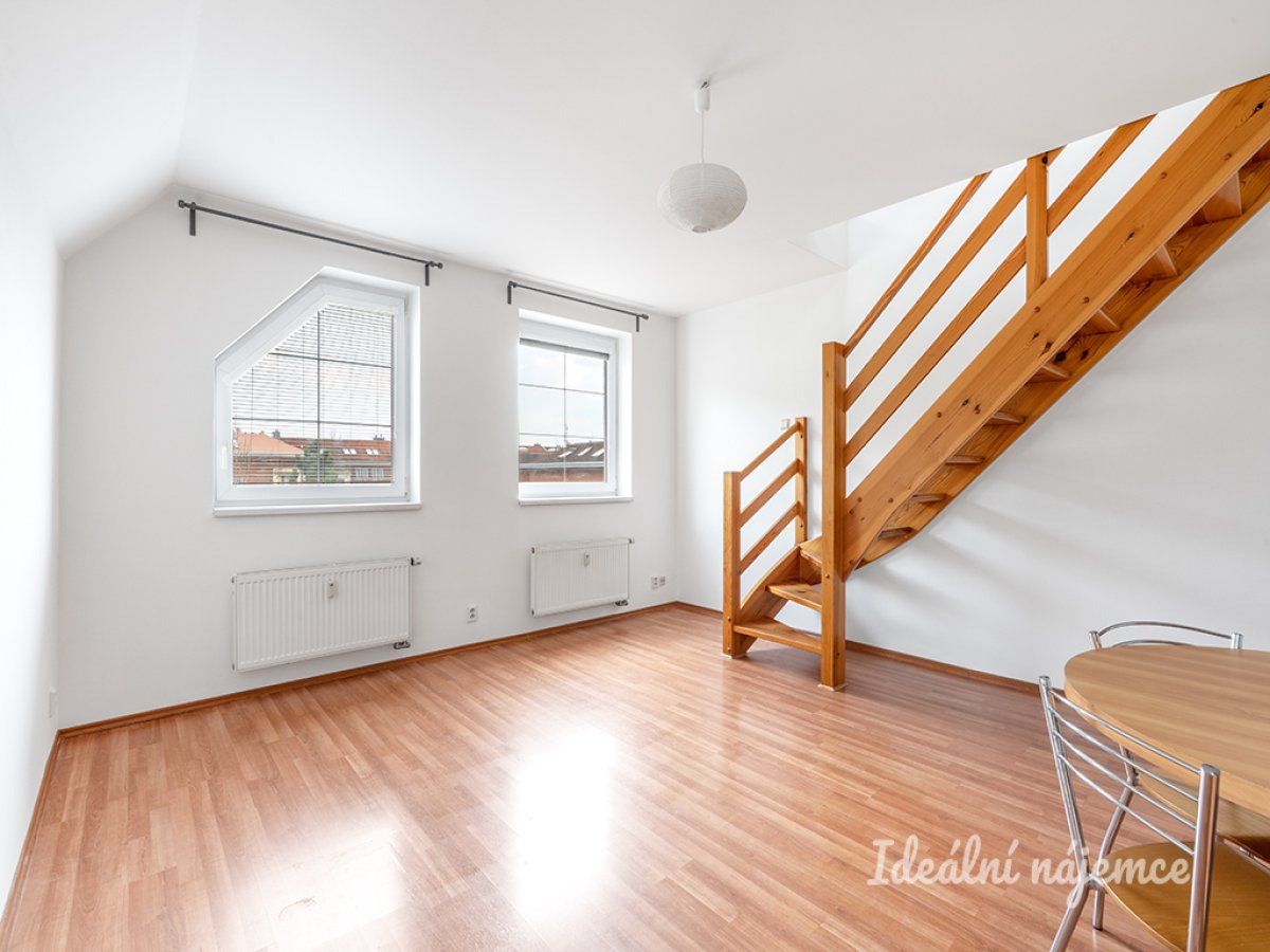 Pronájem bytu 2+kk, Věštínská, Radotín, 25500 Kč/měs, 74 m2