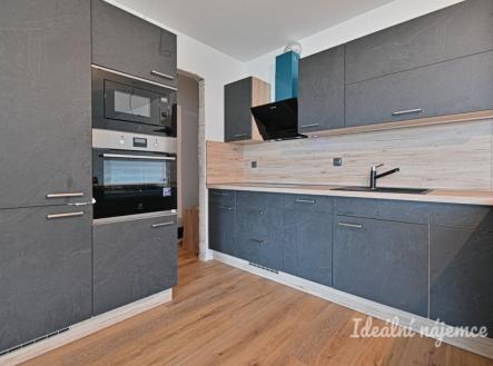 Pronájem bytu, 4+kk, 127 m²