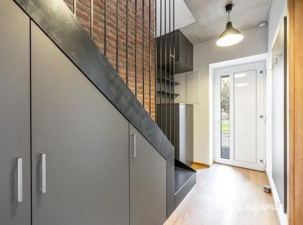 Pronájem bytu, 3+kk, 68 m²