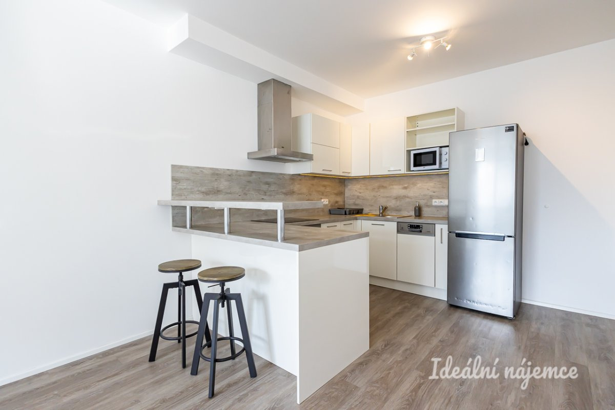 Pronájem bytu 2+kk, Honzíkova, Dolní Měcholupy,  23000 Kč/měs, 55 m2