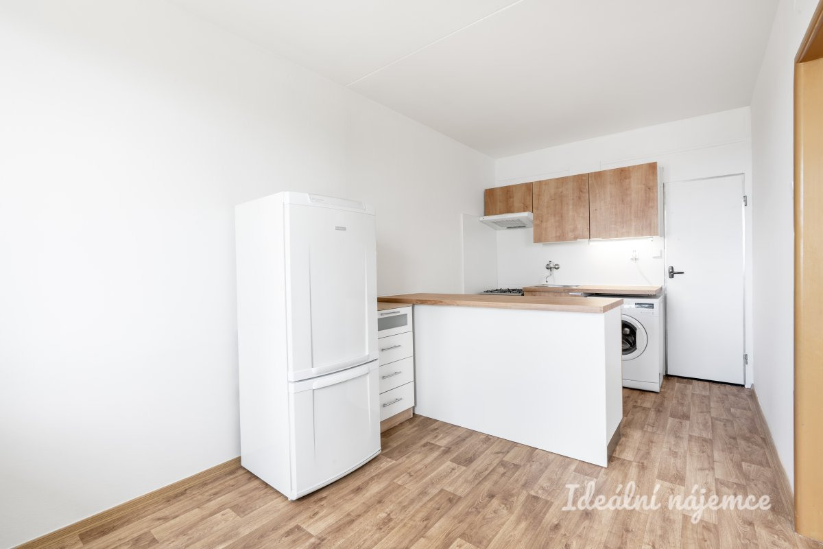 Pronájem bytu 3+1, Litvínovská, Prosek,  24000 Kč/měs, 67 m2