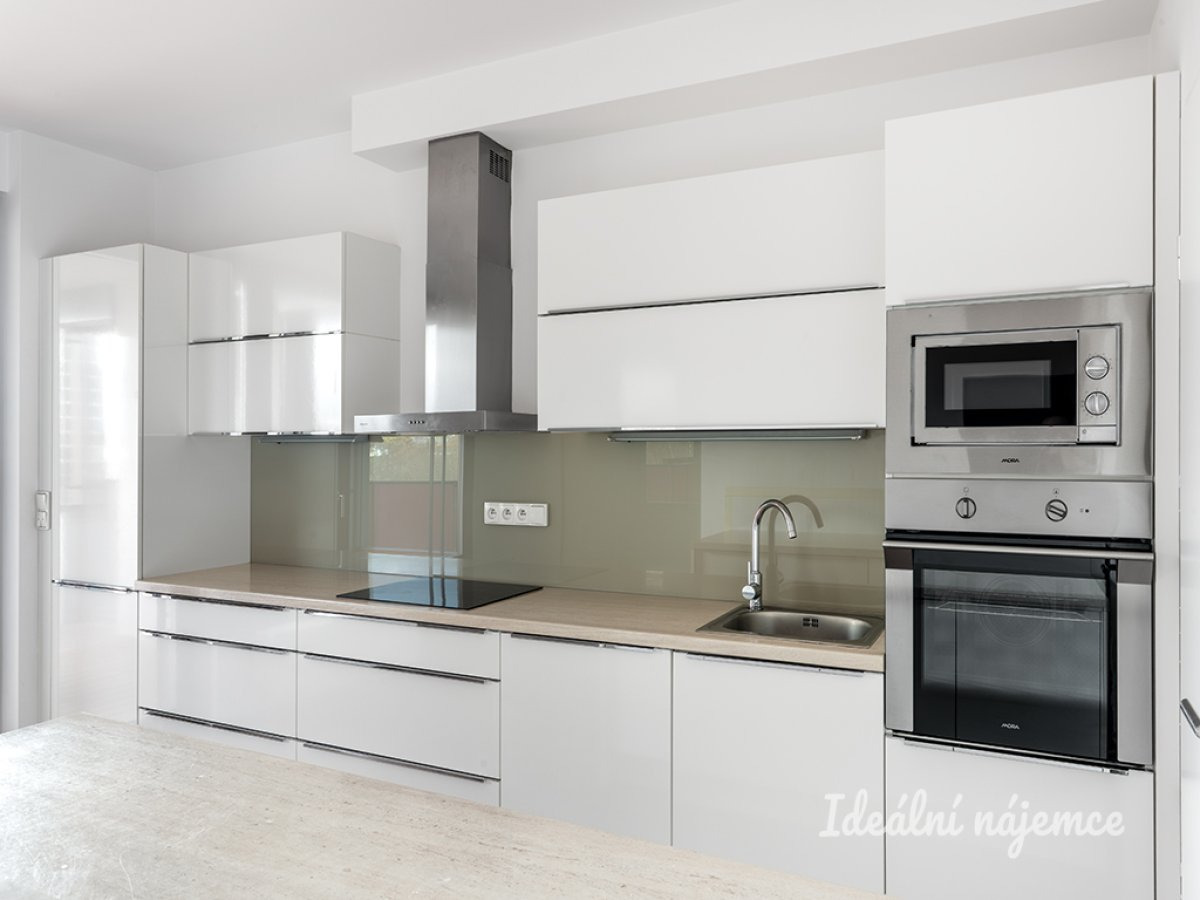 Pronájem bytu 3+kk, Plzeňská, Stodůlky,  35900 Kč/měs, 93 m2