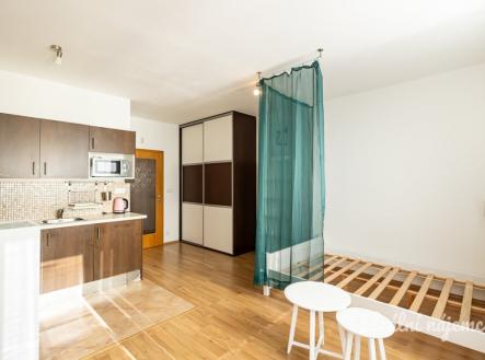 Pronájem bytu, 1+kk, 35 m²