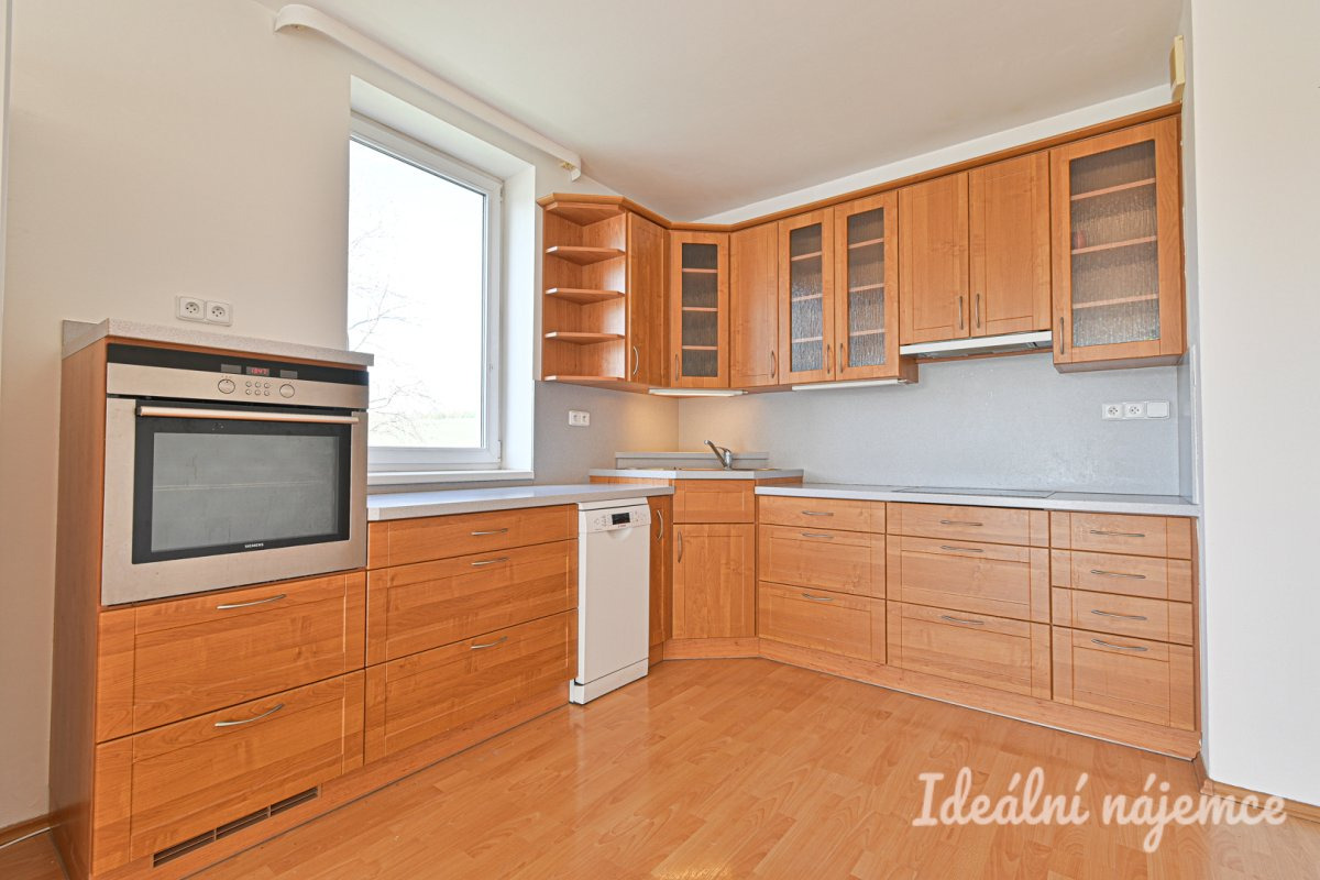 Pronájem bytu 4+kk, K Babě, Medlánky,  Kč/měs, 94 m2