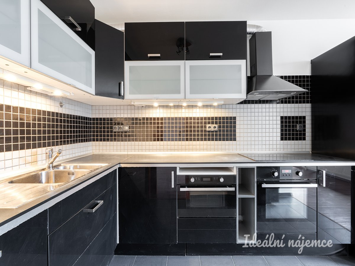 Pronájem bytu 3+kk, Jana Růžičky, Kunratice, 28000 Kč/měs, 76 m2