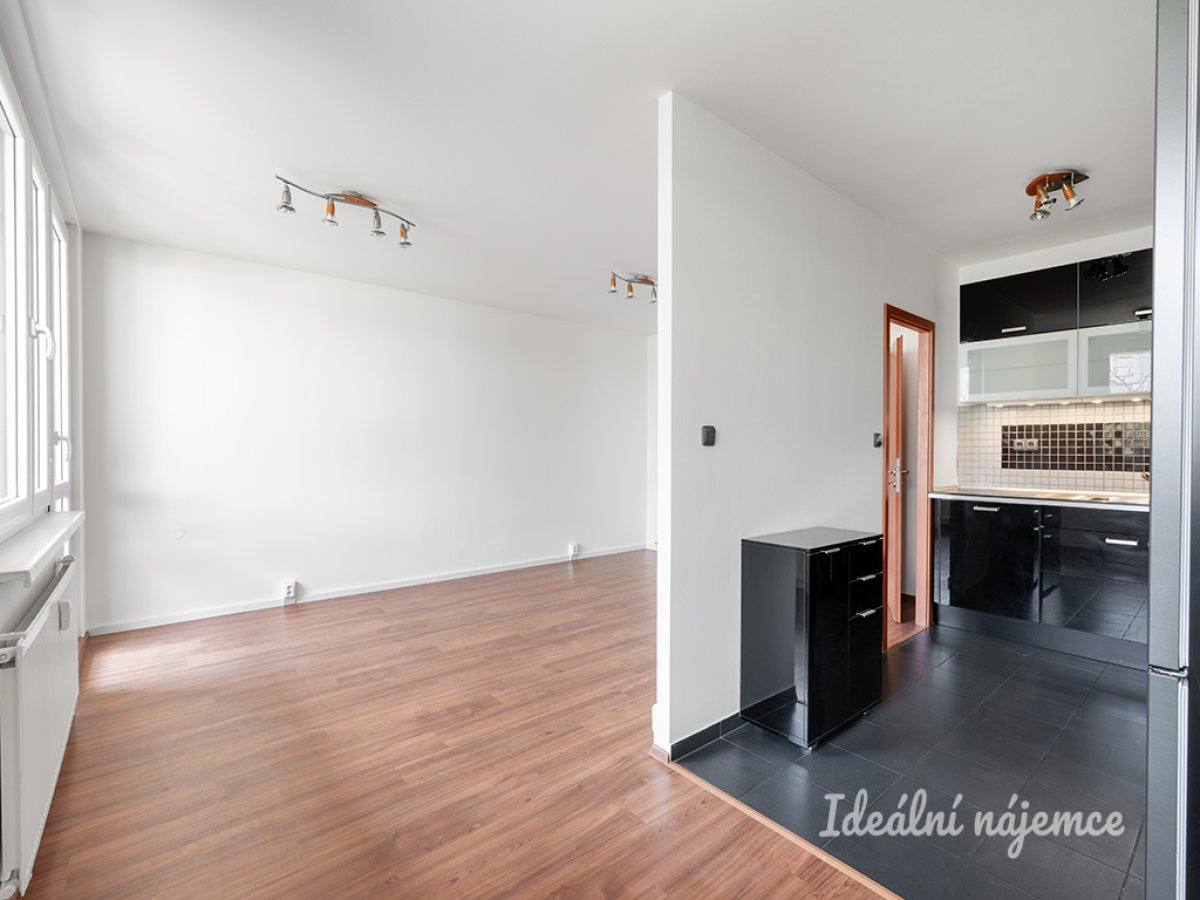 Pronájem bytu 3+kk, Jana Růžičky, Kunratice,  28000 Kč/měs, 76 m2