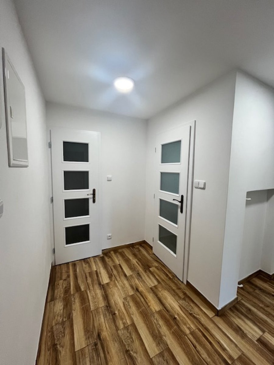 Pronájem bytu 2+1, Sokolovská, Pardubice, 18000 Kč/měs, 61 m2
