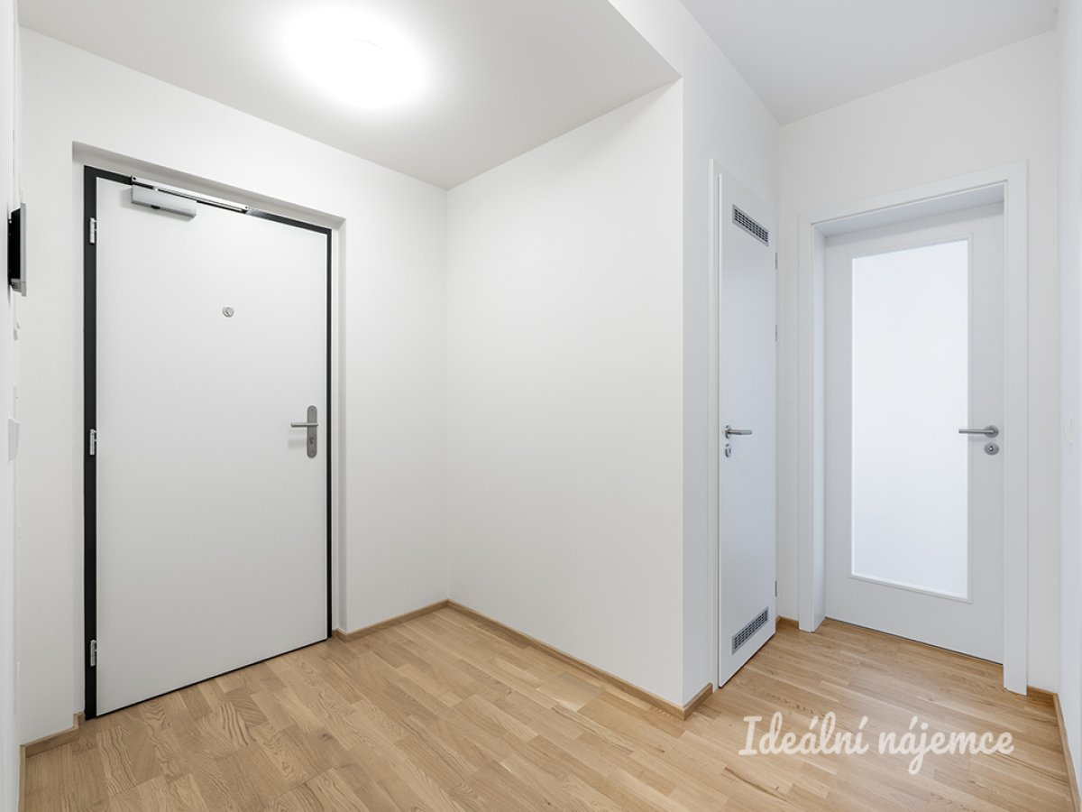 Pronájem bytu 3+kk, Fafkových, Vysočany, 32900 Kč/měs, 76 m2