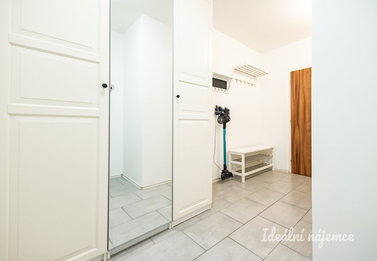 Pronájem bytu 2+kk, Krausova, Letňany, 45 m2