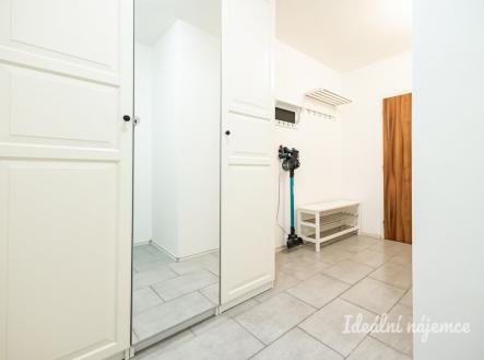 Pronájem bytu, 2+kk, 45 m²