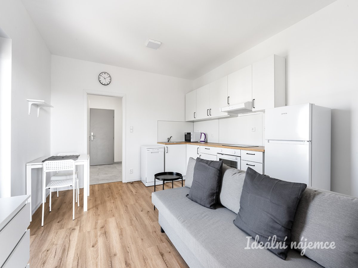 Pronájem bytu 2+kk, Za černým mostem, Kyje, 21000 Kč/měs, 37 m2