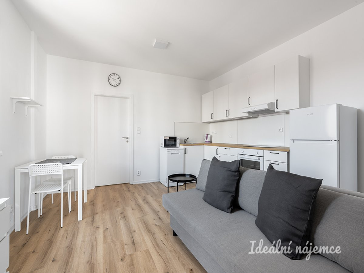 Pronájem bytu 2+kk, Za černým mostem, Kyje, 23500 Kč/měs, 42 m2