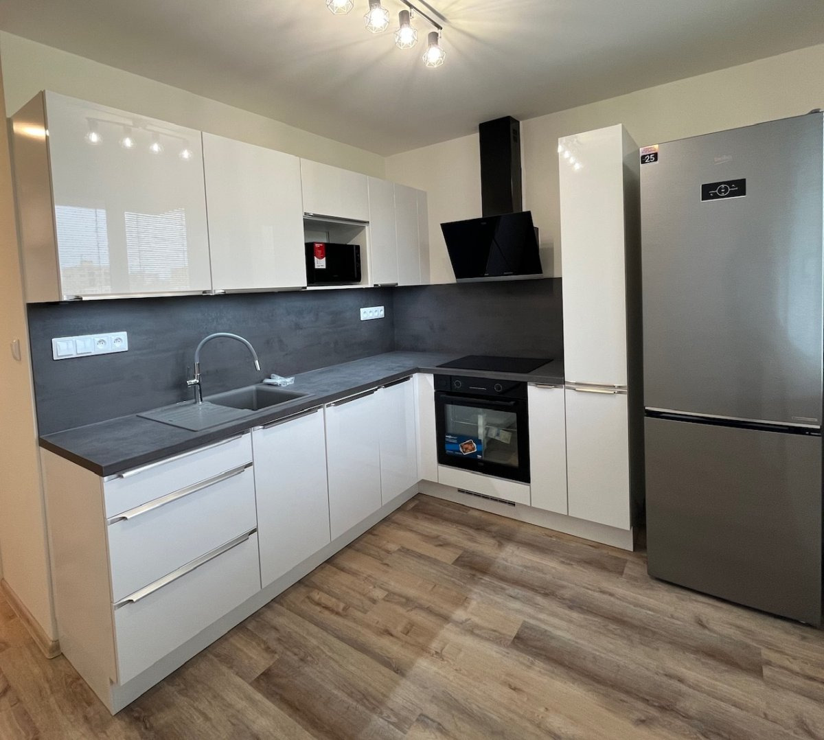 Pronájem bytu 2+1, V. Talicha, České Budějovice 5,  15000 Kč/měs, 62 m2