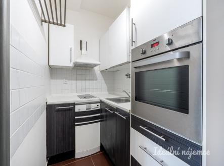 Pronájem bytu, 1+1, 44 m²