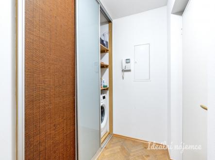 Pronájem bytu, 2+kk, 47 m²