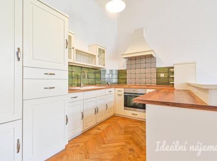 Pronájem bytu, 4+kk, 94 m²