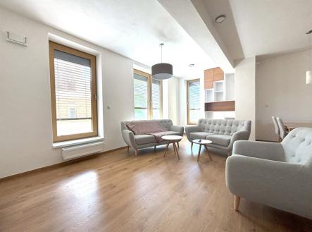 Pronájem bytu, 3+kk, 89 m²