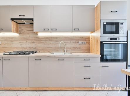 Pronájem bytu, 2+1, 61 m² obrázek