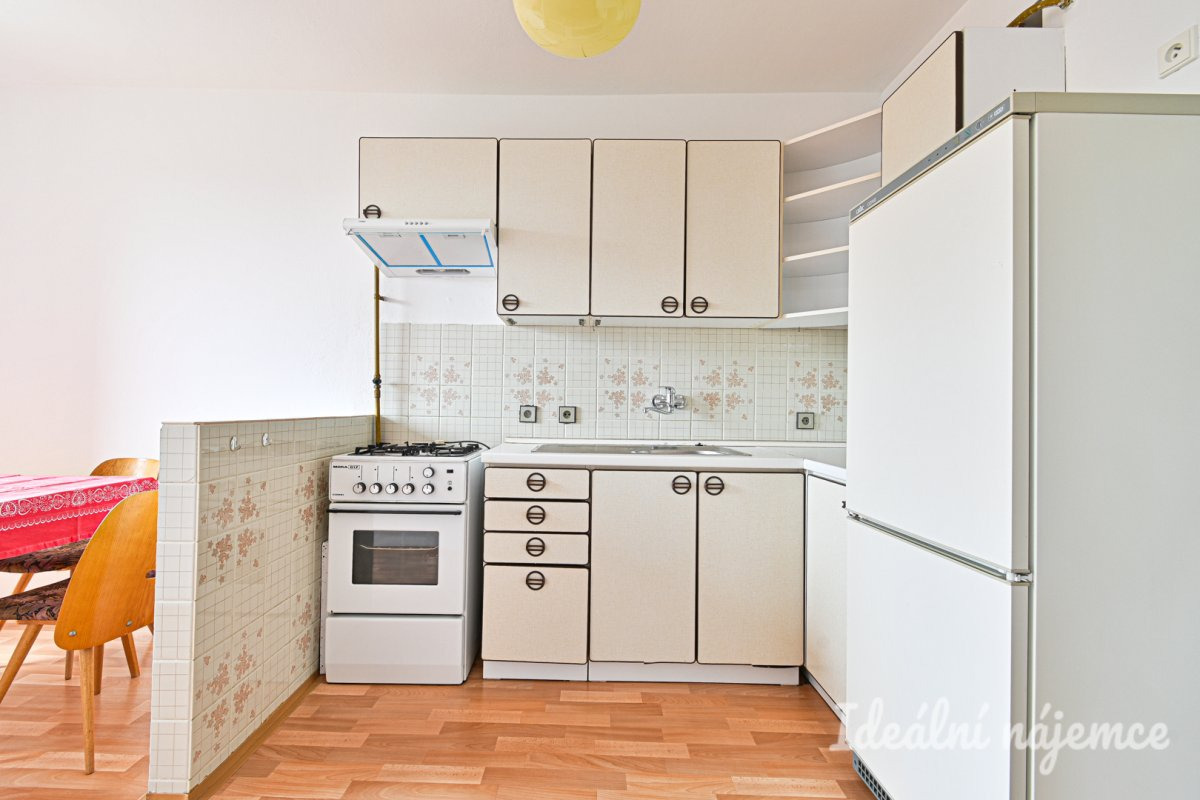 Pronájem vybaveného bytu 3+1 Mírová 1246, Humpolec 12.000,- Kč/měs, 86 m2
