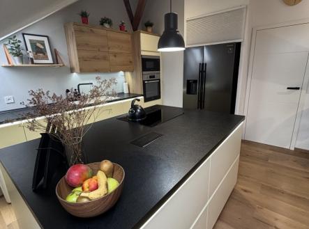 Pronájem bytu, 4+kk, 115 m² obrázek