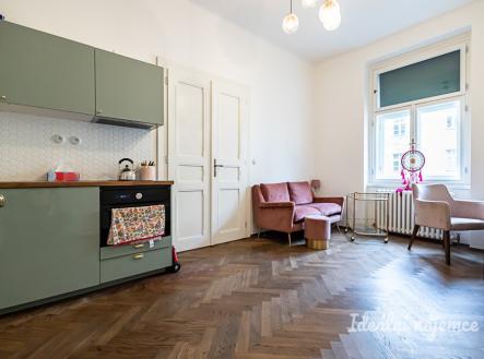 Pronájem bytu, 2+kk, 43 m²