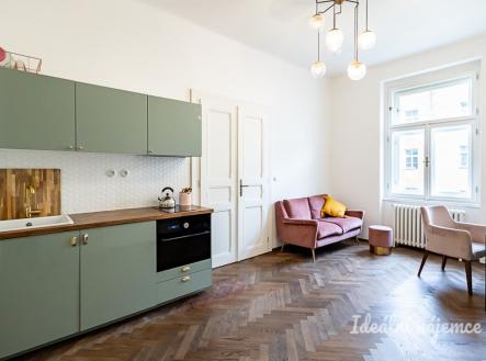 Pronájem bytu, 2+kk, 43 m²