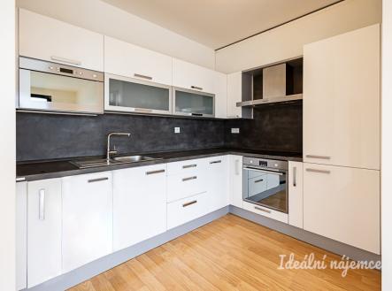 Pronájem bytu, 2+kk, 57 m²