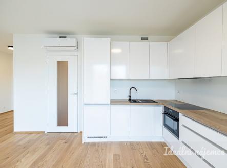 Pronájem bytu, 1+kk, 42 m²