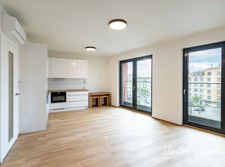 Pronájem bytu, 1+kk, 42 m²