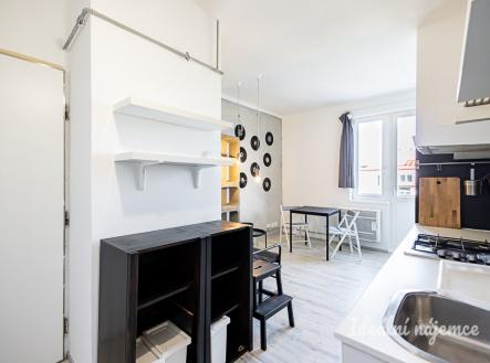 Pronájem bytu, 1+kk, 22 m²