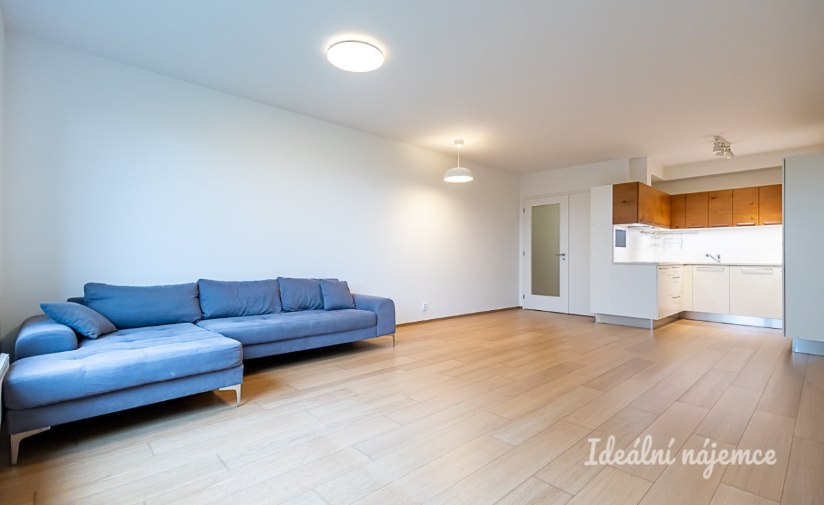 Pronájem bytu 3+kk, Poštova, Dolní Chabry, 33900 Kč/měs, 83 m2