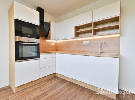 Pronájem bytu, 2+1, 66 m²