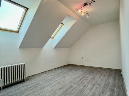 Pronájem bytu, 3+1, 52 m²