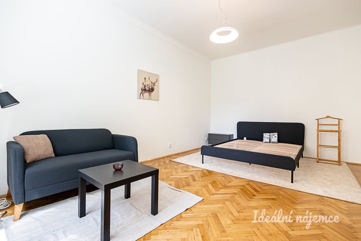 Pronájem bytu 2+kk, Komunardů, Holešovice, 20000 Kč/měs, 50 m2